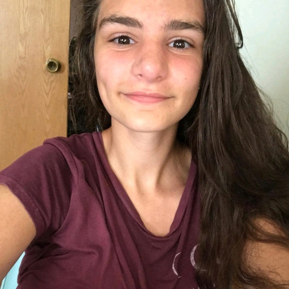 Meet your Posher, Katherine - Picture 1 of 1